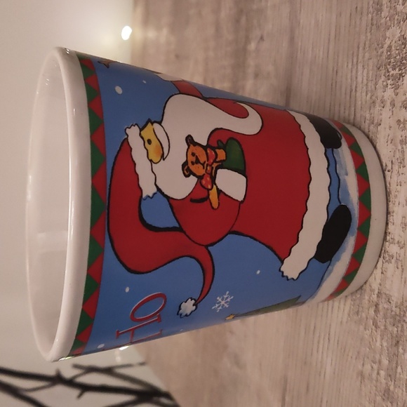 FREE CHRISTMAS MUG WITH MIN $10 PURCHASE! ๐งโ๐ - Picture 1 of 5